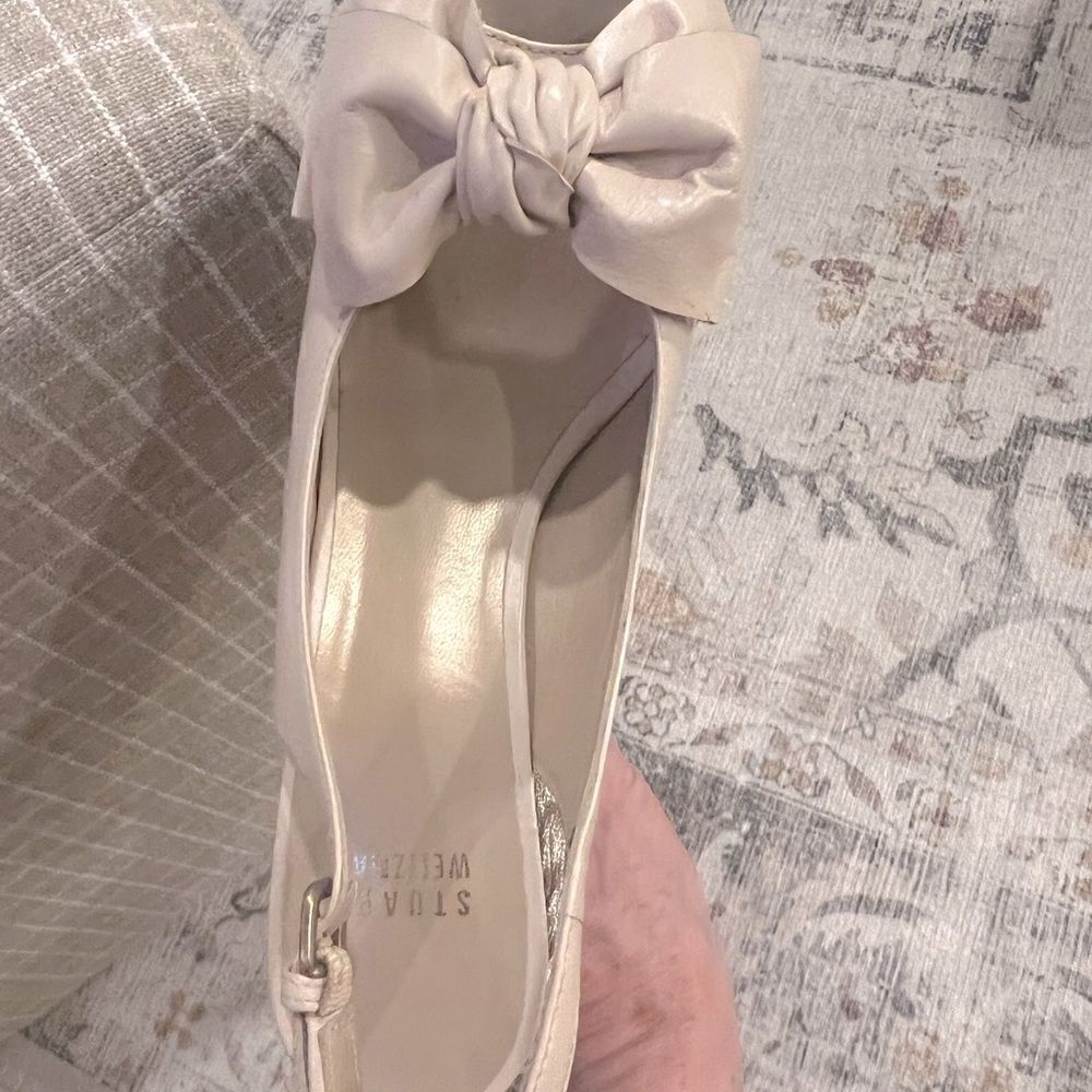 Stuart Weitzman Softbow metallic wedge size 6.5 - Picture 5 of 10